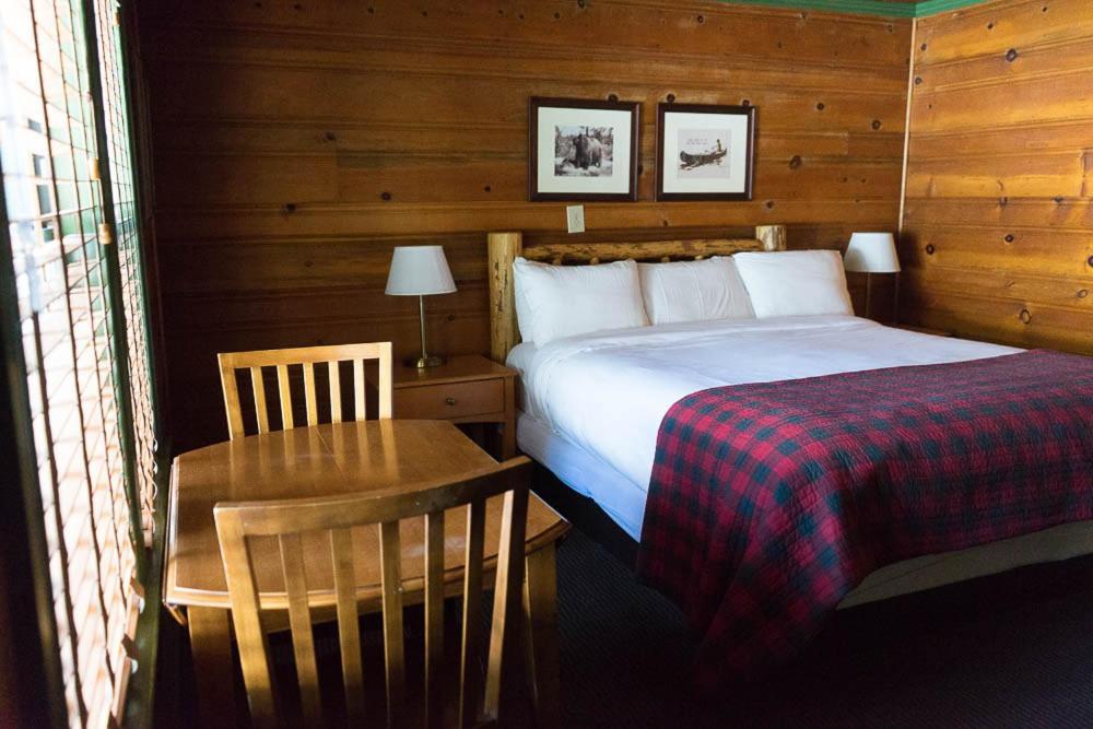 Shaver Lake Village Hotel Exterior foto