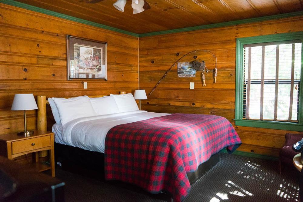 Shaver Lake Village Hotel Exterior foto