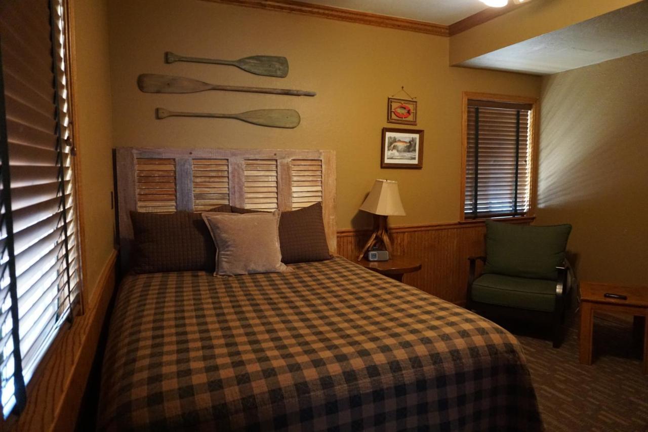 Shaver Lake Village Hotel Exterior foto